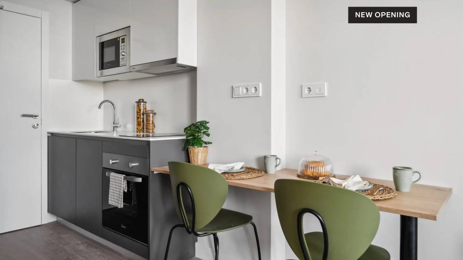 Studio avec accès gratuit à la salle de sport et à la piscine à