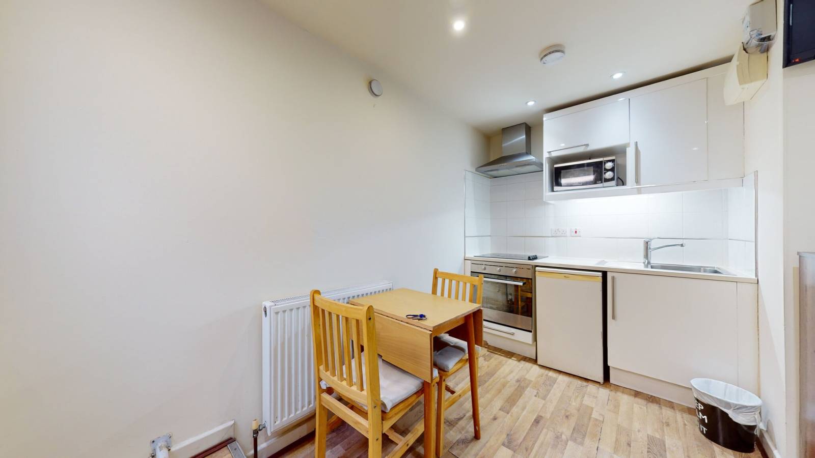 Studio apartment for rent in Kilburn, London (ref 961393) Spotahome