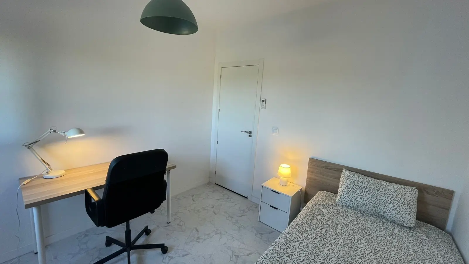 Zimmer 2