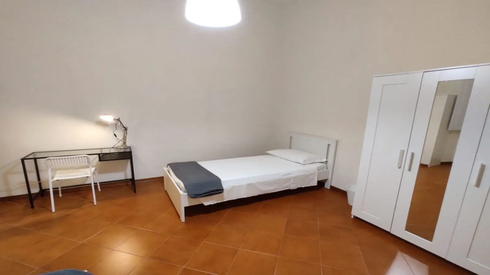 Bedroom 4 - bed 2