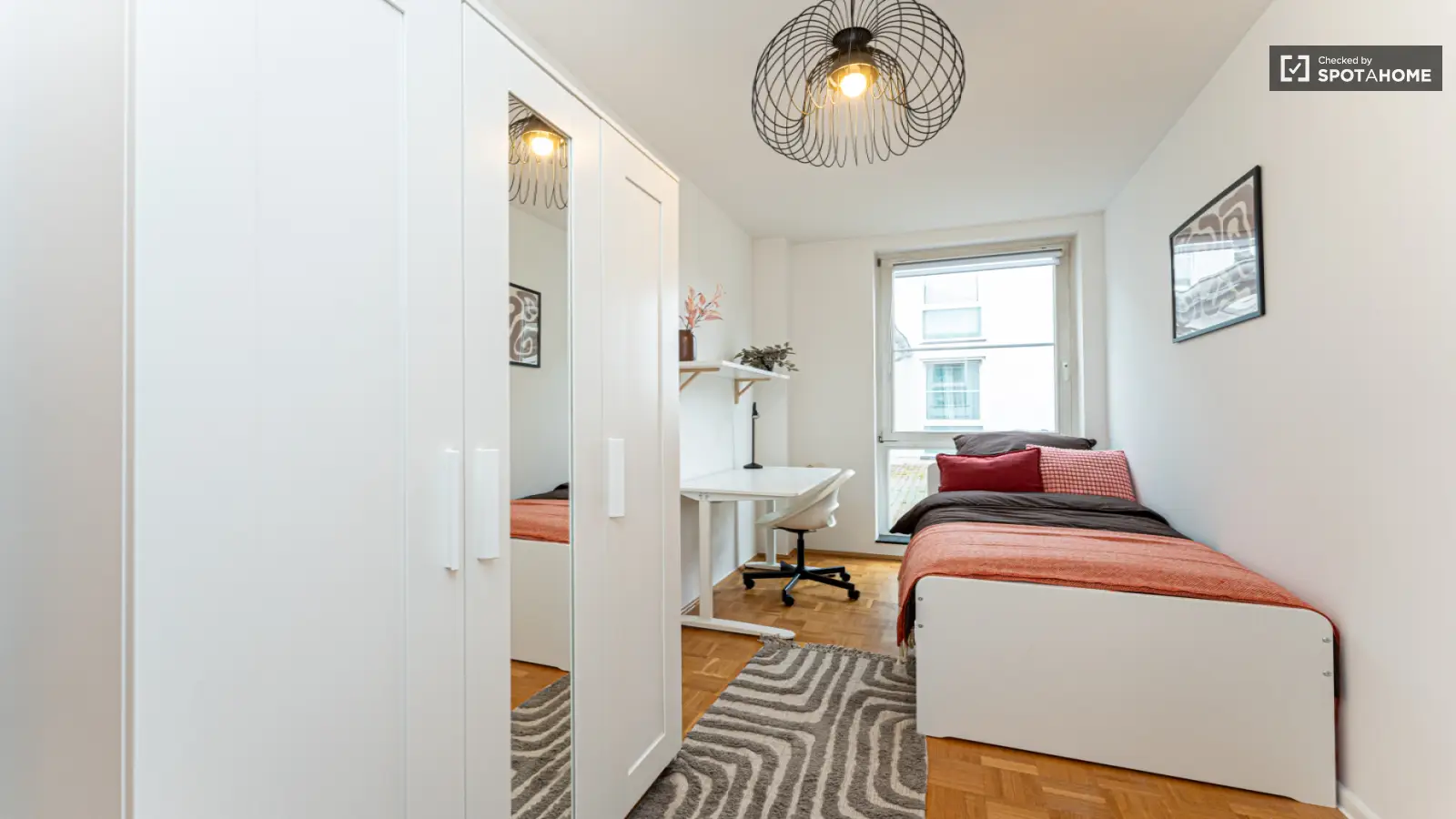 room 9