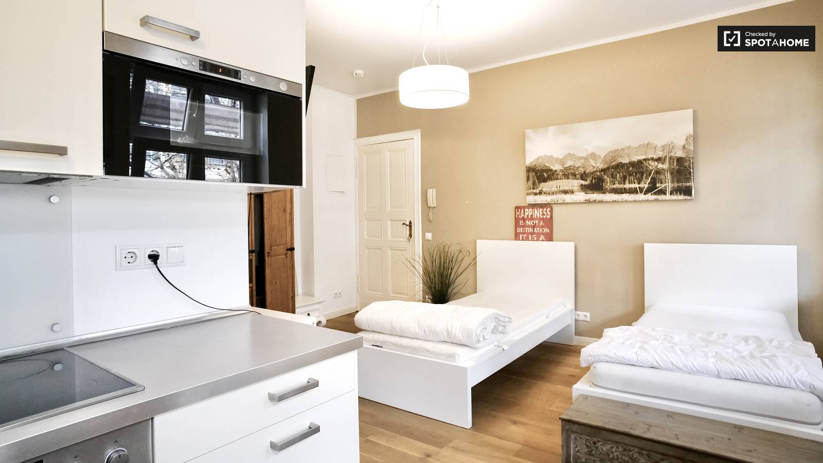 Modern studio apartment for rent in Friedrichshain, Berlin (ref 250761) Spotahome