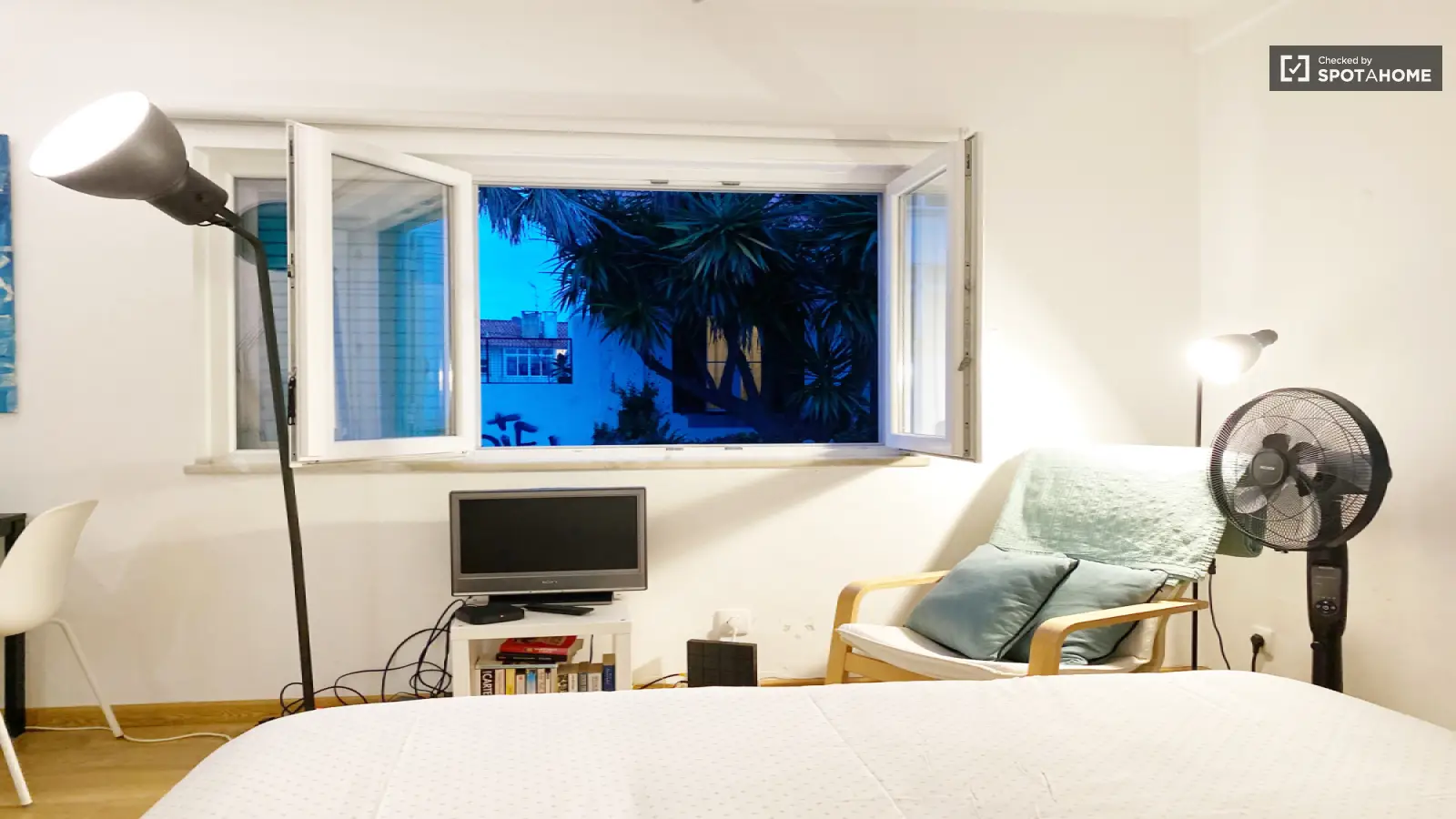 Checked by Andressa from Spotahome