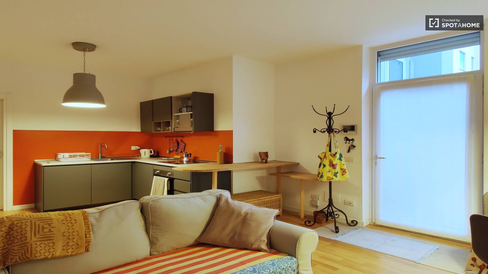 Apartment with 2 bedrooms for rent in Milan, Milan (ref 1089371