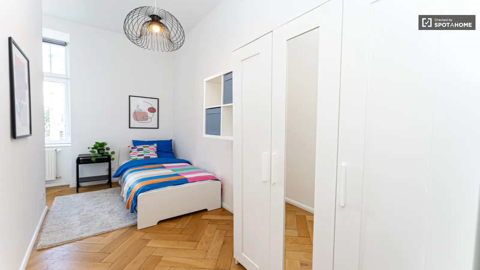 Checked by Jaime from Spotahome