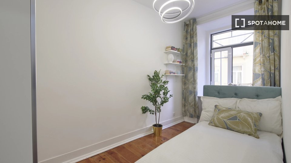 Double room Lisbon, 8 beds — photo 2
