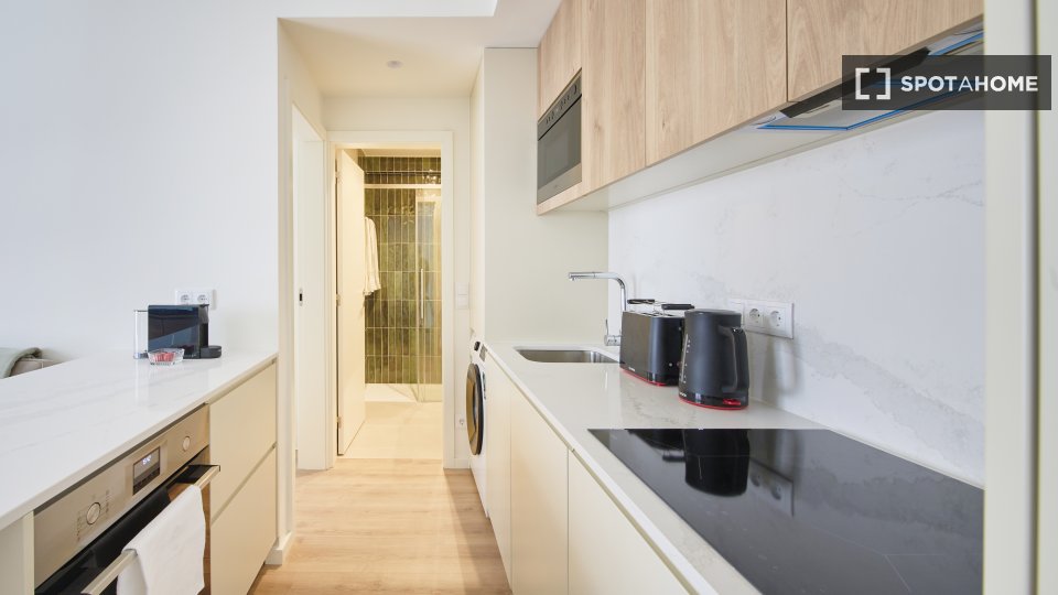 Apartment Lisbon, 1 bed — photo 10