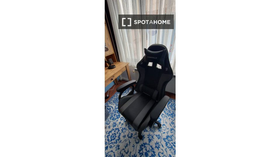 Double room Istanbul, 3 beds, 80m² — photo 12