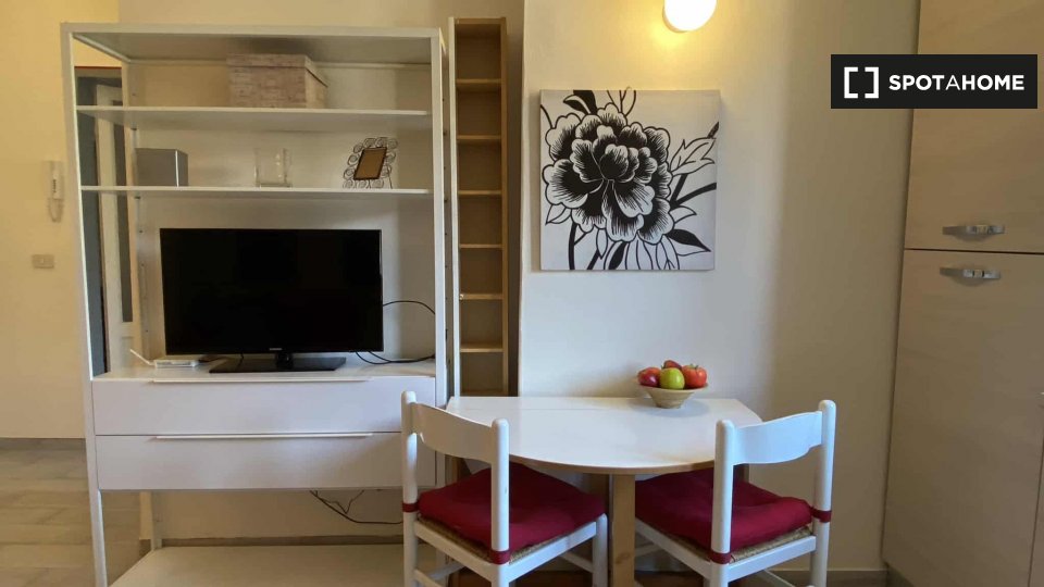 Apartment Milan, 1 bed, 45m² — photo 11