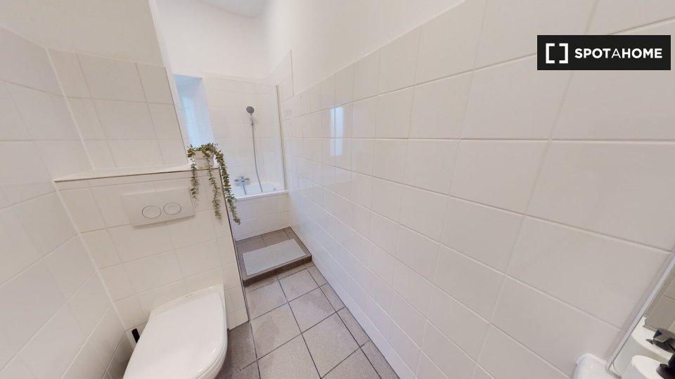 Apartment Berlin, 2 beds, 77m² — photo 6