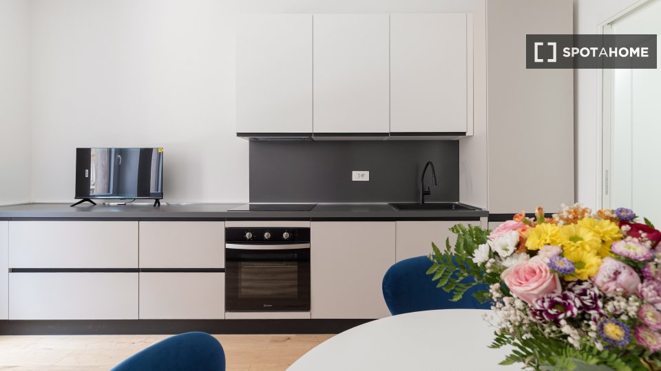 Apartment Milan, 1 bed, 45m² — photo 16
