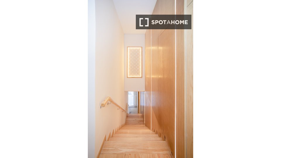 Apartment Porto, 1 bed, 52m² — photo 11