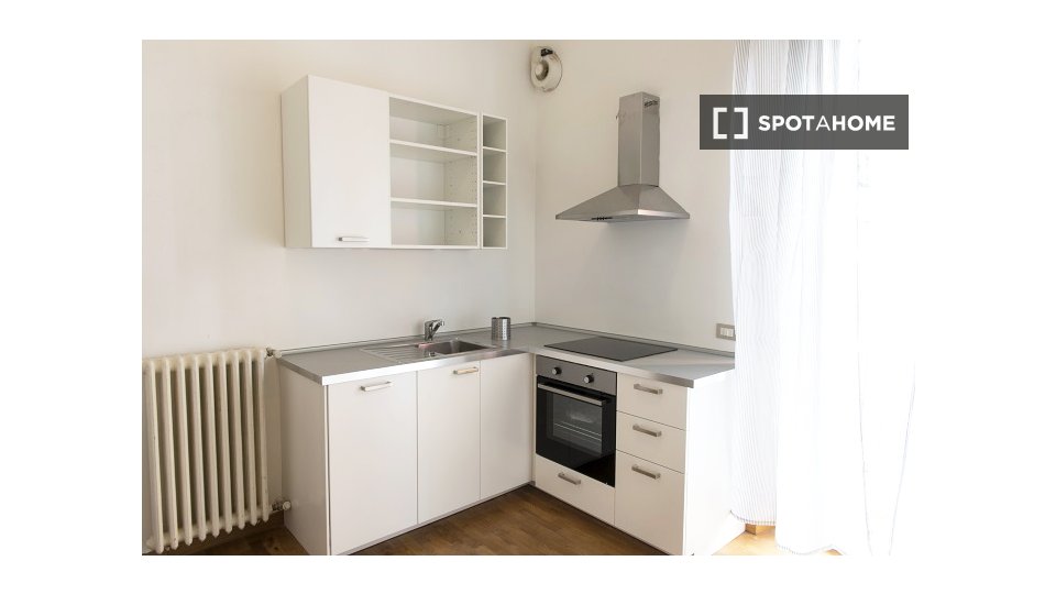 Double room Milan, 5 beds, 175m² — photo 13