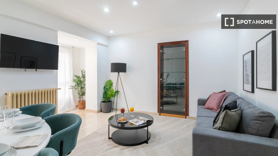 Double room Alicante, 5 beds — photo 2