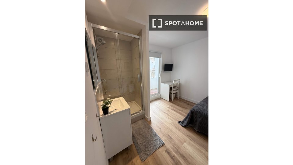 Double room Alicante, 6 beds — photo 24