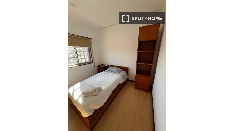 Double room Porto, 5 beds, 400m² — photo 29
