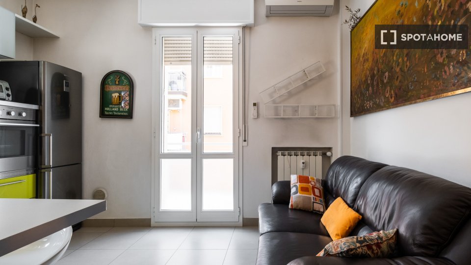 Apartment Bologna, 1 bed — photo 2