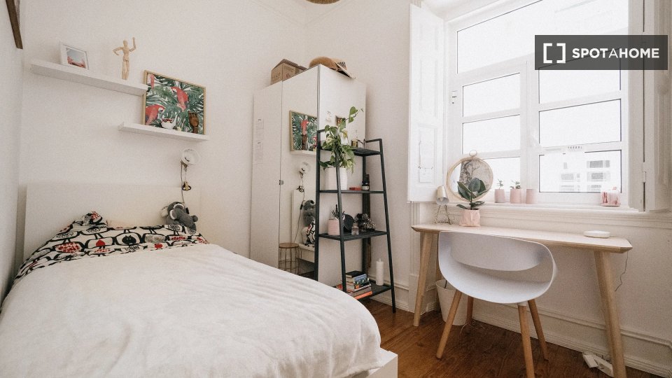 Double room Lisbon, 7 beds — photo 1