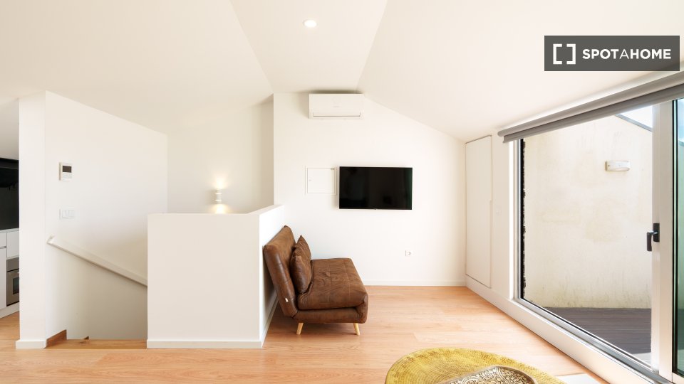 Apartment Porto, 1 bed, 64m² — photo 37