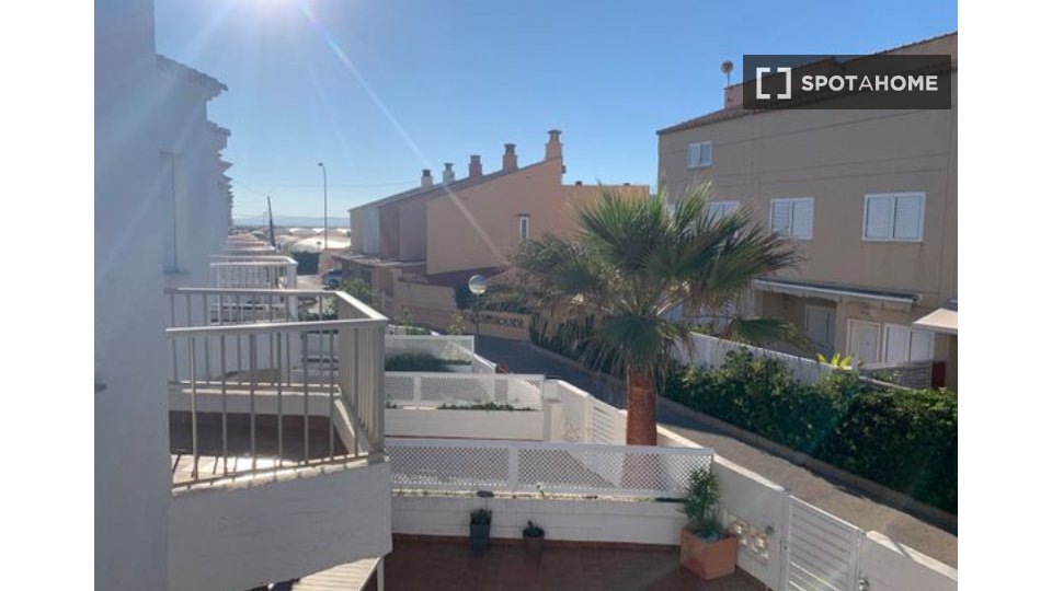 Apartment Valencia, 3 beds, 80m² — photo 23