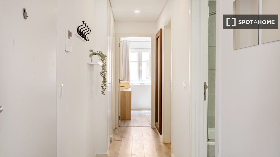 Apartment Lisbon, 3 beds — photo 1
