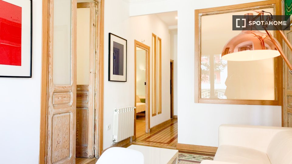 Double room Madrid, 4 beds, 60m² — photo 3