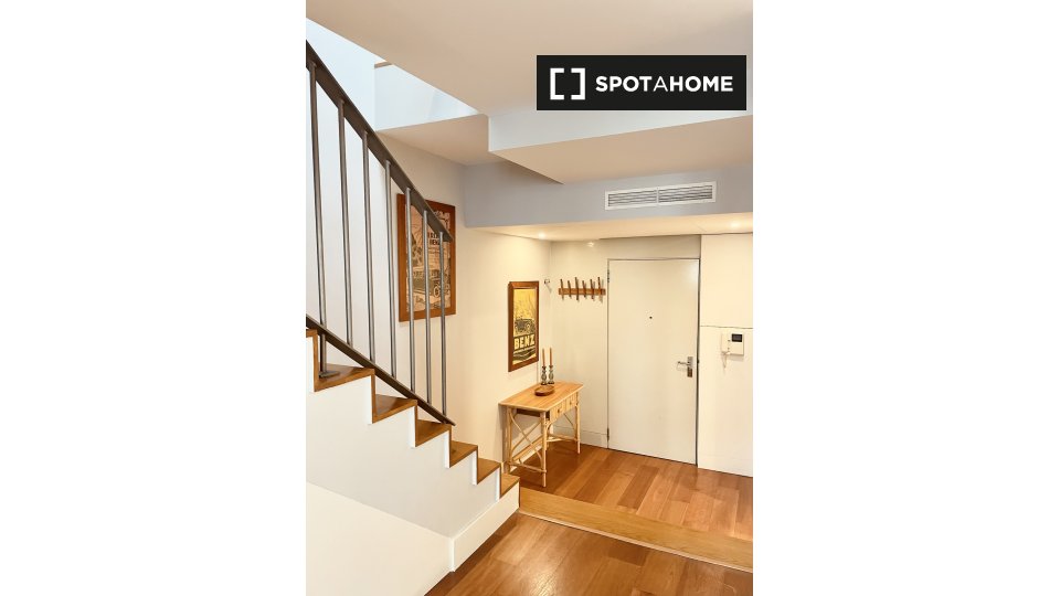 Apartment Lisbon, 1 bed, 70m² — photo 15