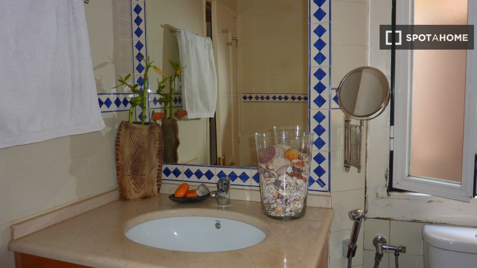 Apartment mono Lisbon, 60m² — photo 6