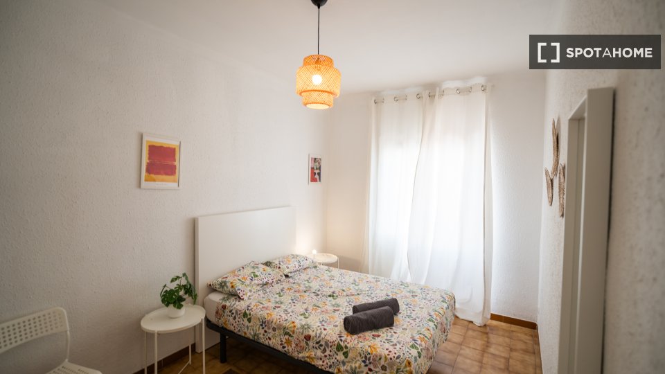 Double room Barcelona, 8 beds — photo 19
