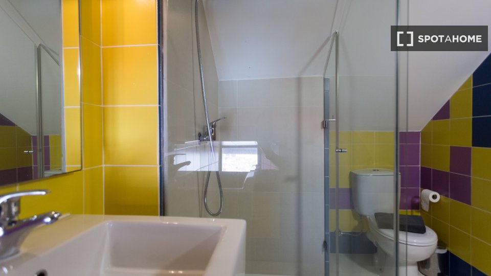 Apartment Coimbra, 2 beds, 75m² — photo 24