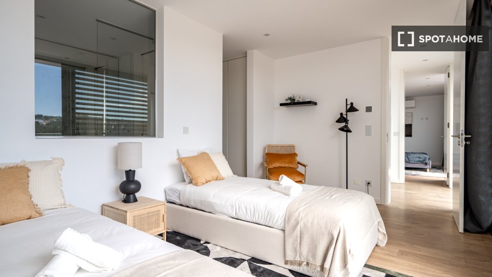 Apartment Lisbon, 2 beds — photo 2