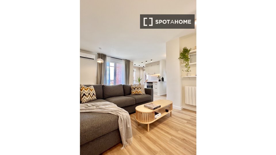 Apartment Madrid, 2 beds, 80m² — photo 11