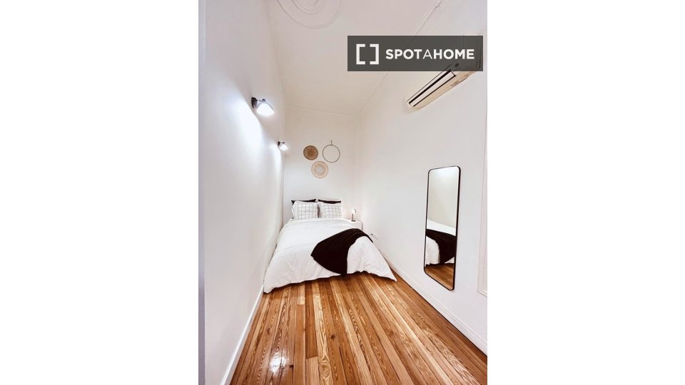Double room Madrid, 8 beds — photo 91