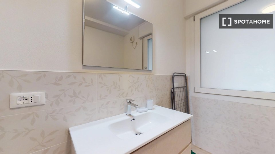 Double room Padua, 3 beds — photo 13