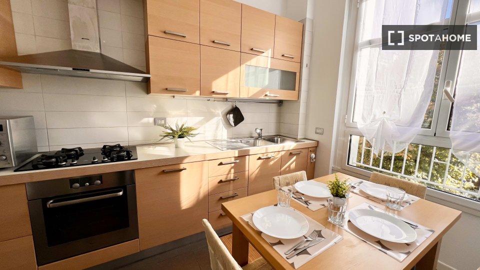 Double room Milan, 4 beds, 107m² — photo 16