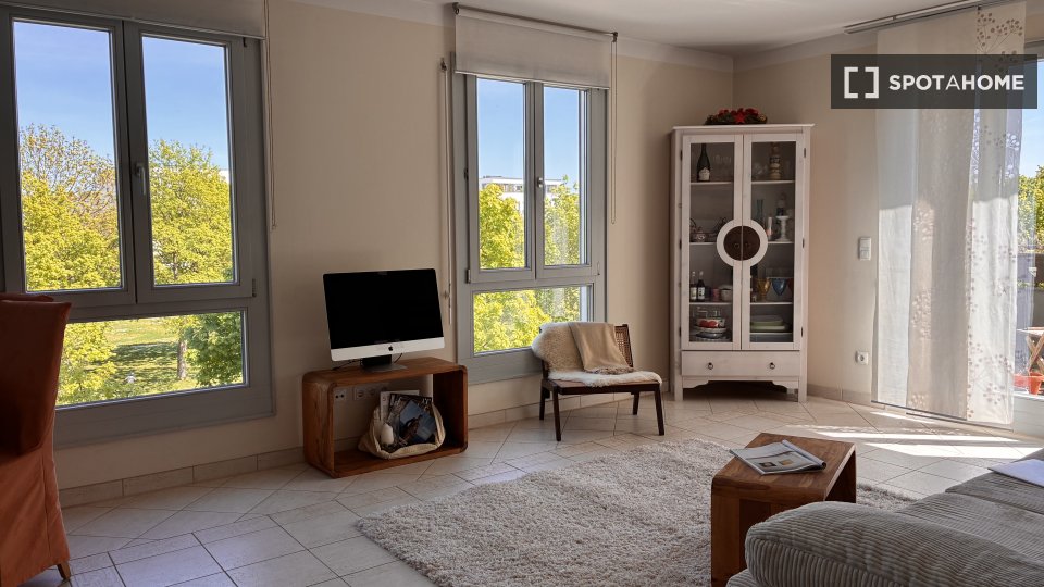 Apartment Munich, 2 beds, 74m² — photo 9