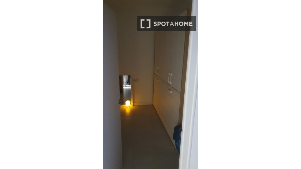 Double room Barcelona, 2 beds, 60m² — photo 3