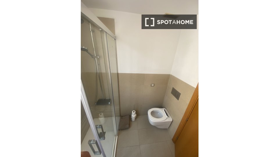 Double room Palma_De_Mallorca, 2 beds, 83m² — photo 17