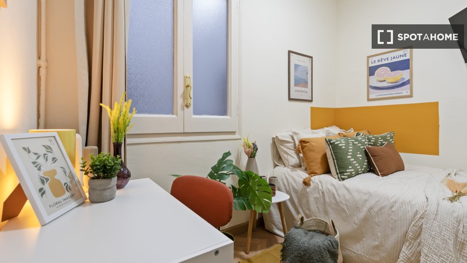Double room Barcelona, 8 beds, 150m² — photo 36
