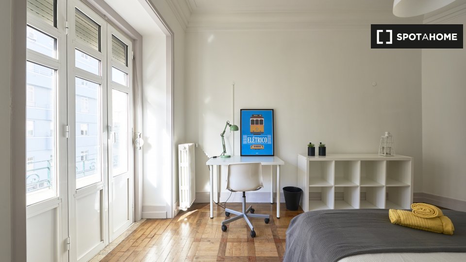 Double room Lisbon, 13 beds — photo 3