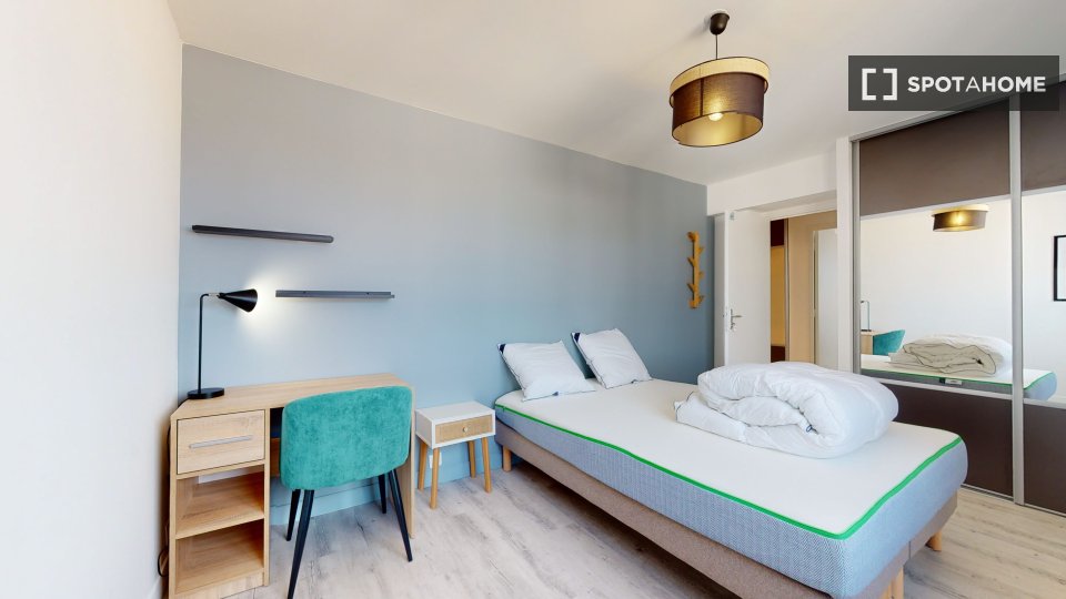 Double room Montpellier, 12 beds — photo 20