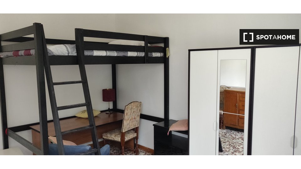 Double room Milan, 3 beds, 100m² — photo 9