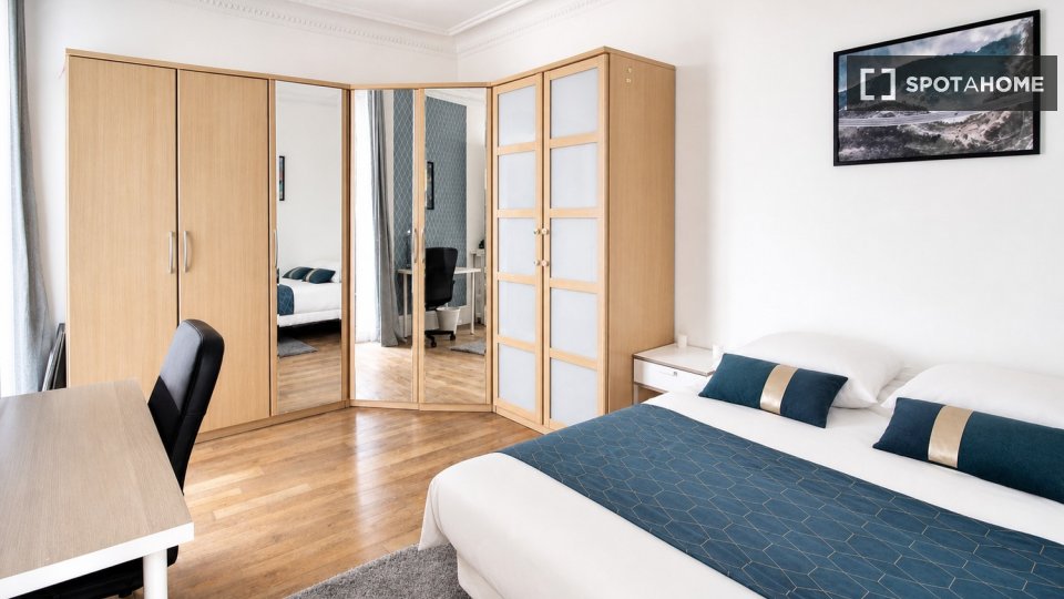 Chambre double Paris, 5 chambres — photo 27