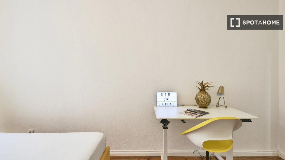 Double room Lisbon, 13 beds — photo 12