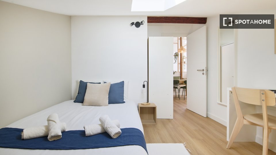 Double room Lisbon, 9 beds — photo 1