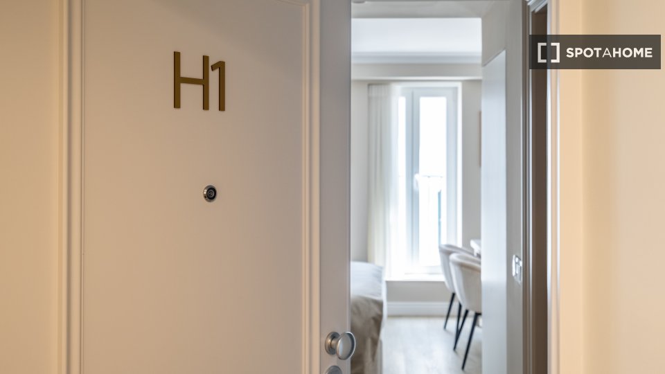 Apartment mono Lisbon — photo 1