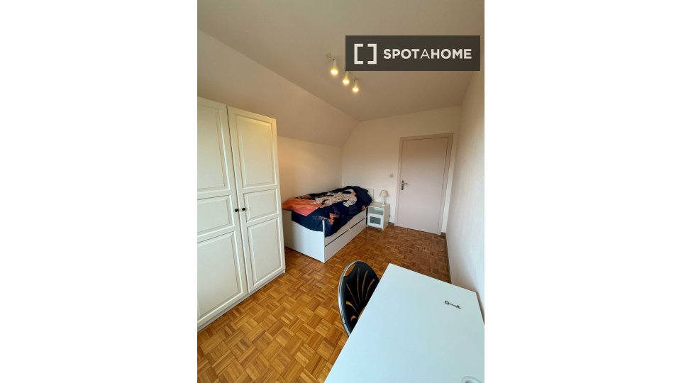 Apartment Brussels, 3 beds, 180m² — photo 1