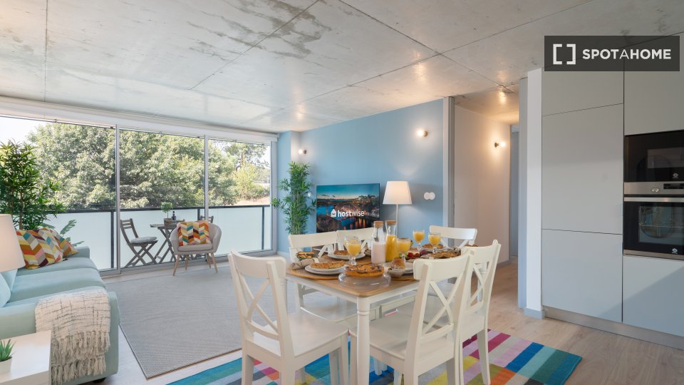 Apartment Porto, 2 beds, 80m² — photo 10