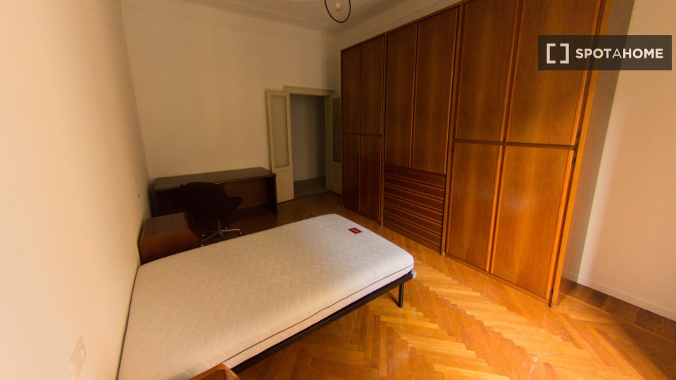 Double room Milan, 1 bed, 140m² — photo 6
