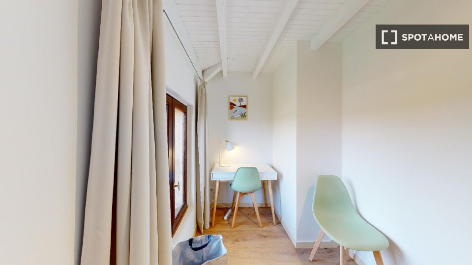 Double room Toulouse, 13 beds — photo 11